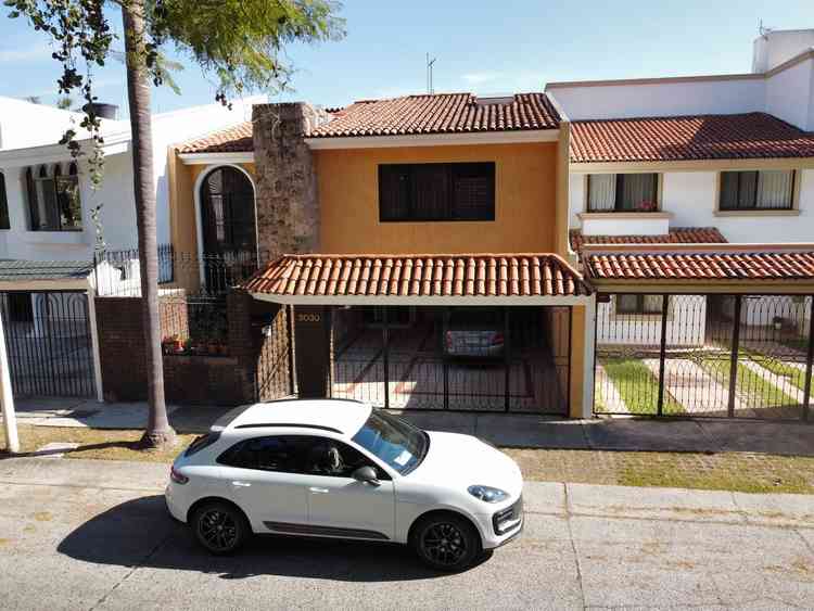 casa en venta paseo de los jazmines bugambilias zapopan jalisco pVW11m1